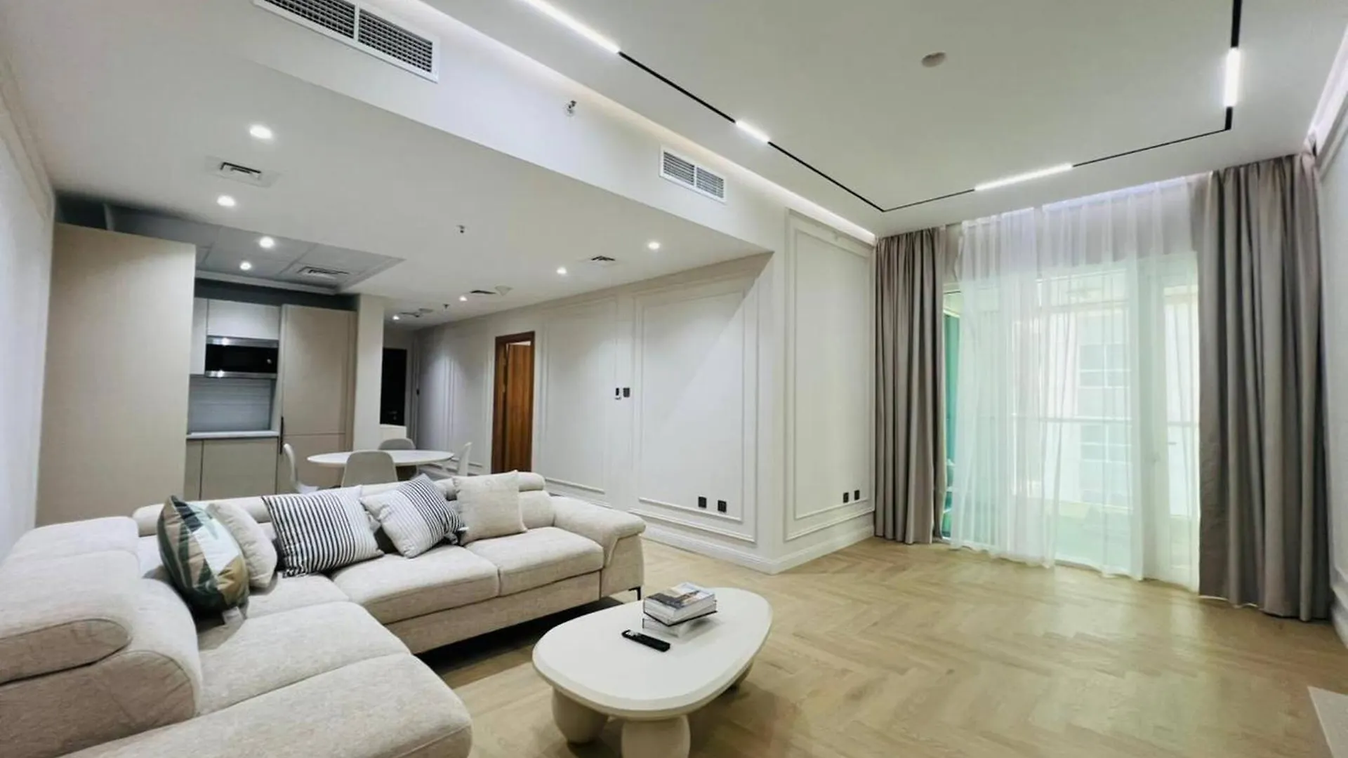 두바이 Stylish 1B In Heart Of Marina Near Attractions 아파트